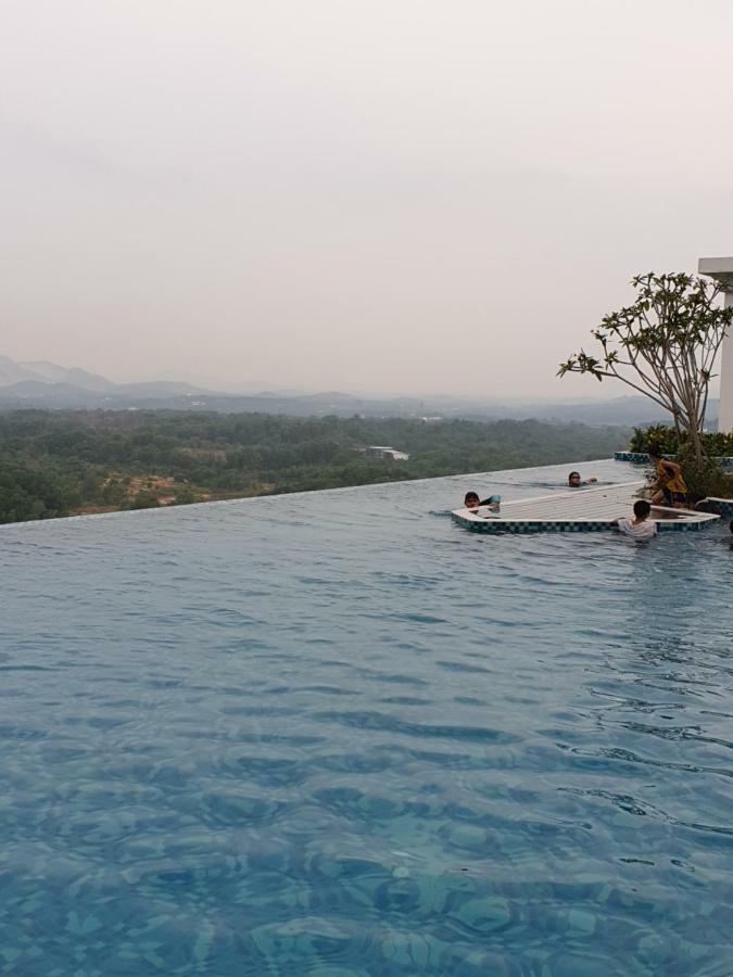 Mesahill Nilai Hotel Kültér fotó